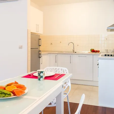 Lotos Appartement *